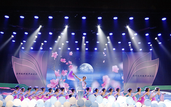 6月20日 毕业晚会 张舒婷 (10).jpg