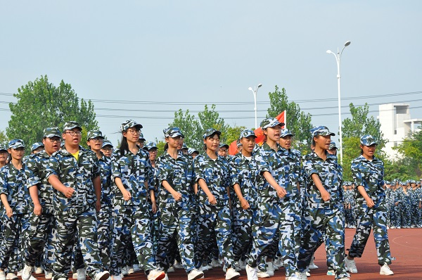 教科军训大会 王怡欢 (3).JPG 教科军训大会 王怡欢 (3).JPG