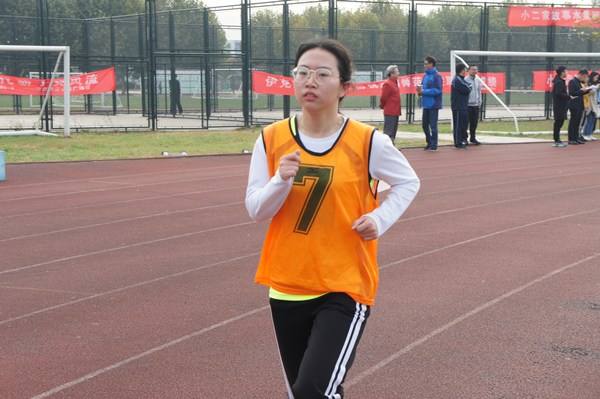 女子3000米预赛2摄影部1705张斐然.jpg 女子3000米预赛2摄影部1705张斐然.jpg