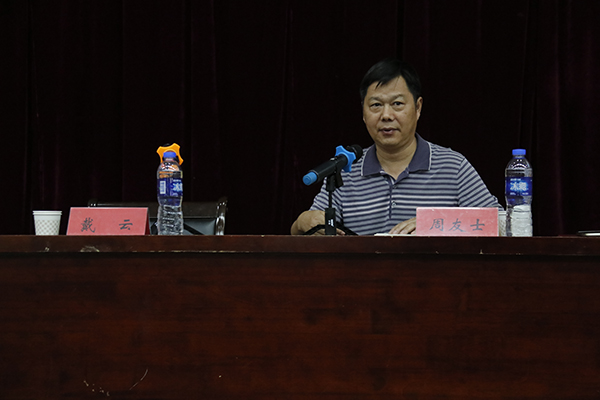 6月1日 beat365亚洲体育在线官网考研动员大会 秦润东 (3).JPG