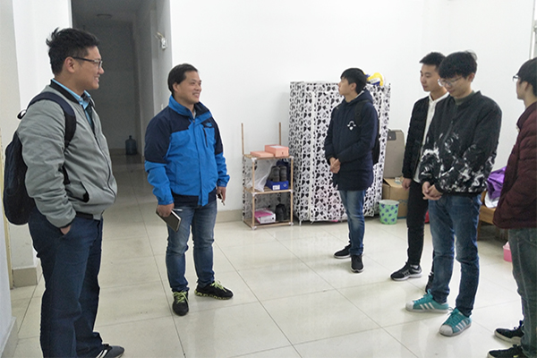 图为“班主任谢老师评价画面”,郑传飞摄.jpg