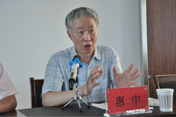 惠中教授讲座.jpg 惠中教授讲座.jpg