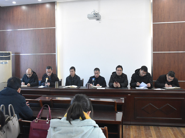 摄影部1704班-张乐(4)_副本.jpg 摄影部1704班-张乐(4)_副本.jpg