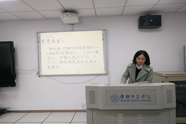 腾佳欣讲解陶行知故事,金晴晴摄.jpg